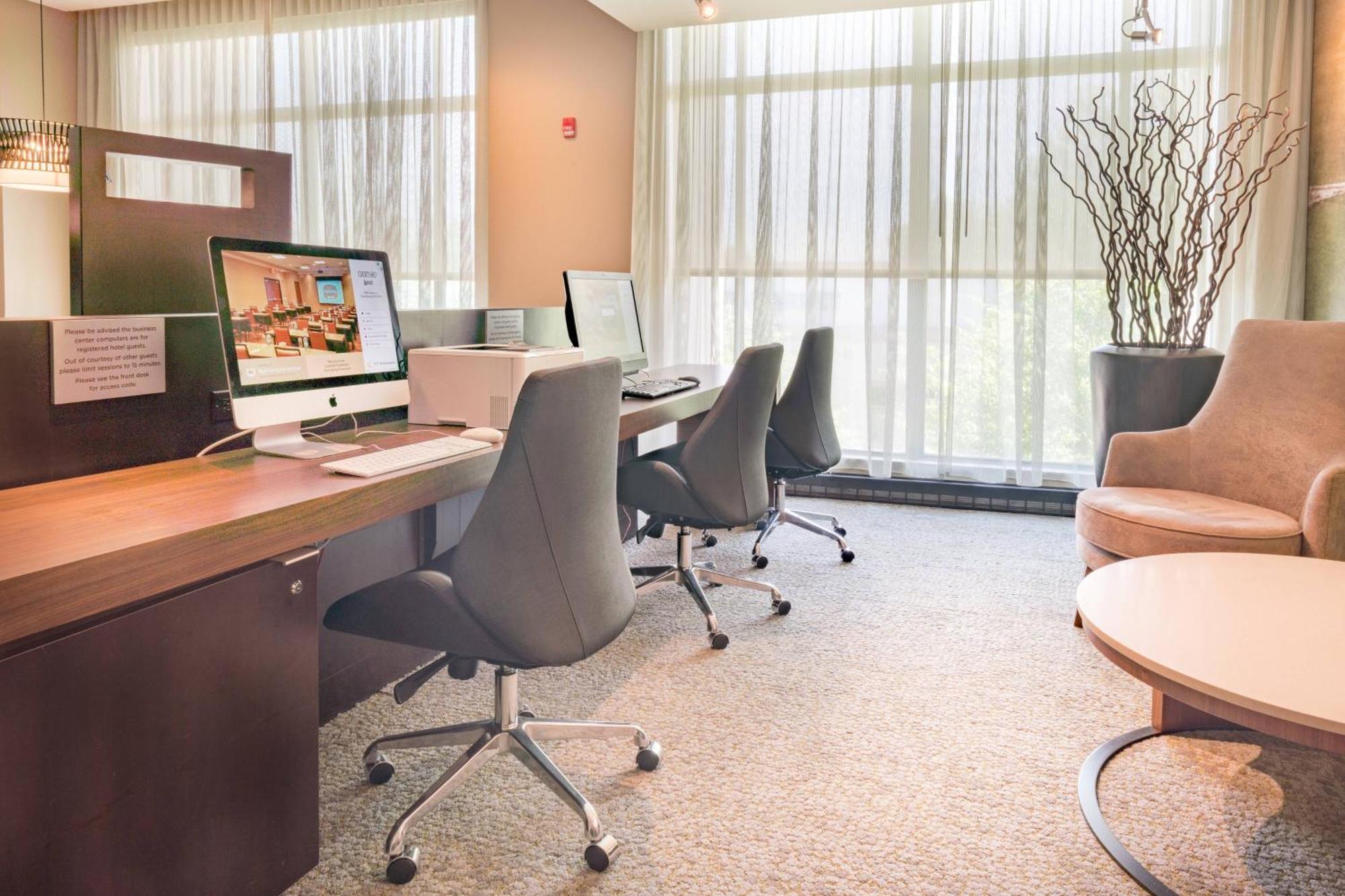 Courtyard By Marriott Silver Spring Downtown Ngoại thất bức ảnh
